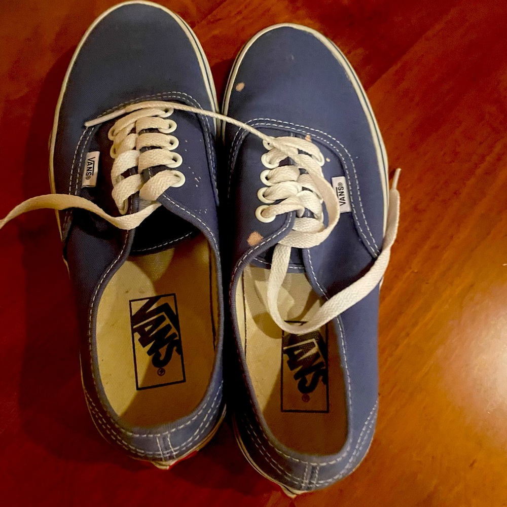 NWOT Vans Authentic Sneakers